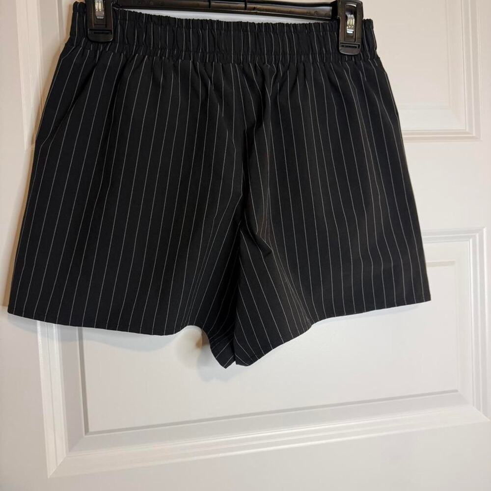 Alo pinstripe daylight boxer shorts - Picture 2 of 3